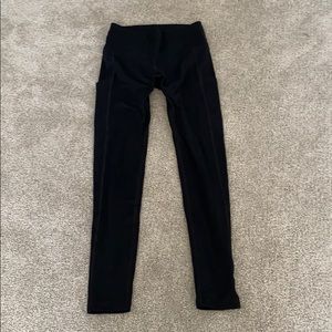 High Waisted Black Aerie Leggings with Pockets